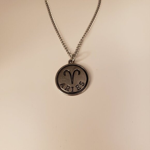 Aries Ram Zodiac Sign Necklace Pendant Horoscope New Silvertone Stainless Chain - Picture 1 of 3
